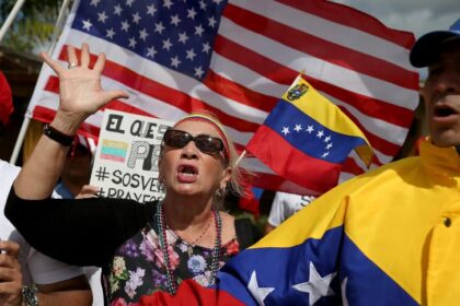 17 estados y el Distrito de Columbia presentaron recurso ante un tribunal contra la revocación del TPS para venezolanos