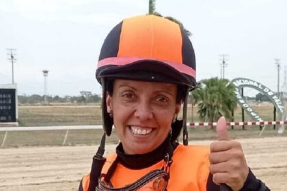 Muere jocketa venezolana tras caer de su caballo en plena carrera