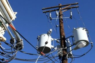 Reportaron fuerte fluctuación eléctrica en gran parte del país durante la tarde de este 14Jun