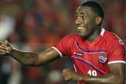 Falleció el goleador histórico de Panamá a los 41 años, sufrió un infarto durante un partido amateur