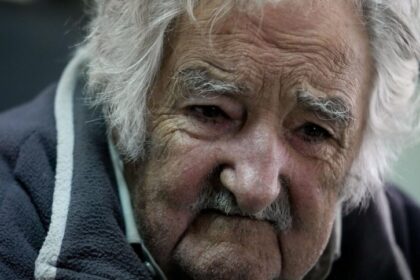 «Se le fue la moto», así lo expresó el expresidente de Uruguay, José "Pepe" Mujica, quien ha lanzado nuevos dardos contra Delcy Rodríguez, vicepresidente de Nicolás Maduro. También criticó al chavismo en general. 