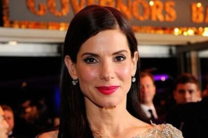 FOTO: Sandra Bullock reapareció tras la muerte de su esposo y su nuevo aspecto físico preocupó a sus fanáticos