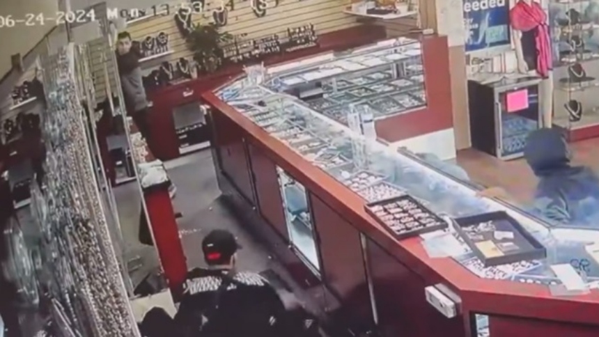 Ocho presuntos venezolanos armados perpetraron un violento robo en la joyería “El Ruby” situada en Denver, Colorado (EEUU).