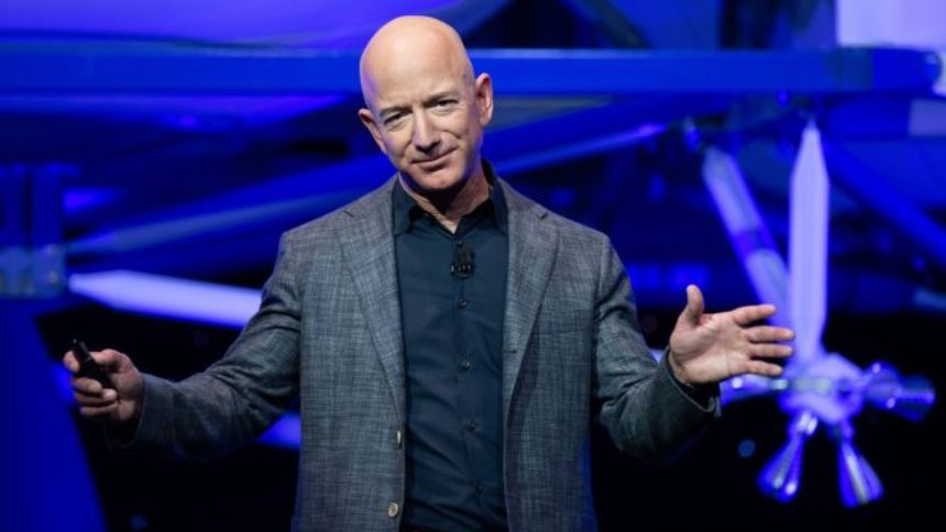 La apuesta científica de Jeff Bezos que podría alargar la vida hasta los 500 años