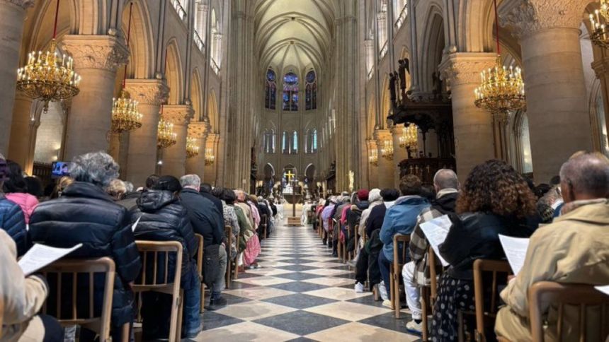 TENSIÓN EN PARÍS: Despliegan perros detectores de bombas en Notre Dame tras carta que alertaba de atentado terrorista