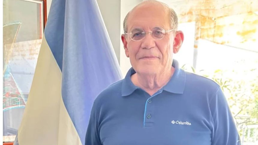 Omar González recordó que este 20Abr se cumplen 13 meses de "asedio" a la embajada de Argentina en Caracas