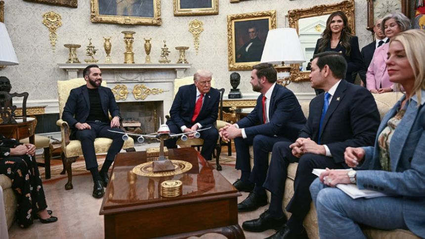 La drástica medida de Trump contra estadounidenses condenados por delitos violentos y la petición a Bukele
