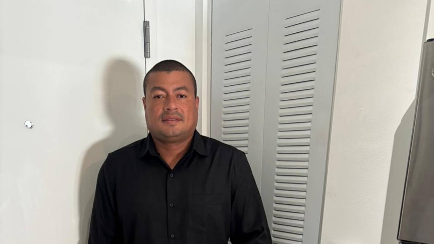 En medio del endurecimiento de las políticas migratorias en EEUU tras el regreso de Donald Trump a la Casa Blanca, el caso de Nerwys Alexandro Reyes Pineda, un venezolano de 42 años, genera alarmas sobre las condiciones en los centros de detención.  