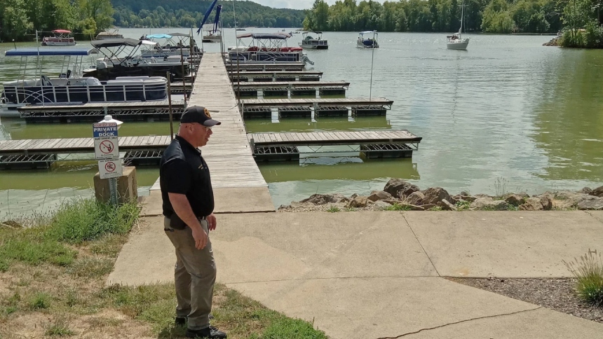 Una tragedia sacudió el condado de Tuscarawas, en Ohio (EEUU), cuando el cuerpo de Vincen Miller, un niño de cuatro años, fue hallado sin vida junto al de Marcus J. Miller, de 45 años, en el lago Atwood.  