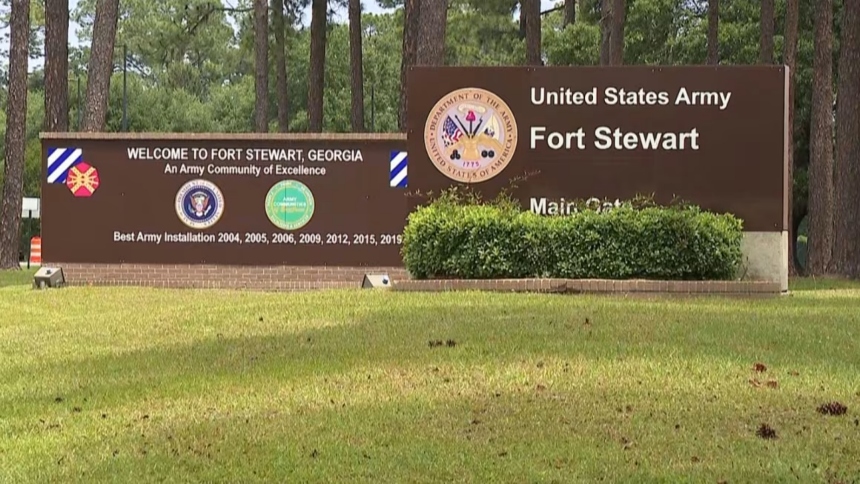 La mañana de este miércoles, 6 de agosto, la base militar Fort Stewart, en Georgia (EEUU), se convirtió en escenario de un violento tiroteo que dejó al menos cinco soldados heridos.  