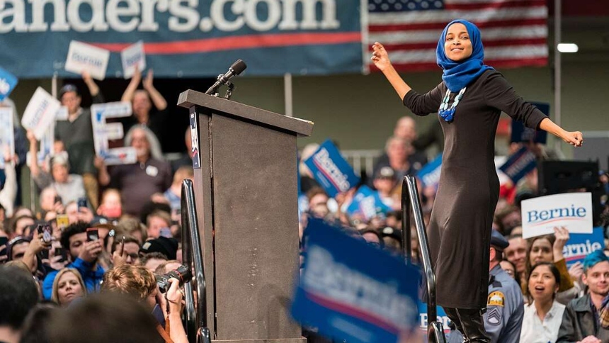 El presidente de los Estados Unidos, Donald Trump, volvió a encender la controversia este jueves, 25 de septiembre, al lanzar duros comentarios contra dos congresistas demócratas: Jasmine Crockett, de Texas, e Ilhan Omar, de Minnesota.  