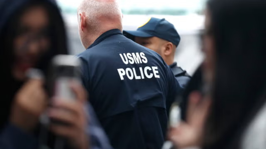 Después de 23 años de permanecer prófugo, Juan Carlos Muñoz, un ciudadano hispano de 52 años, fue finalmente arrestado en Ohio (EEUU) por cargos de secuestro e imposición sexual grave.  