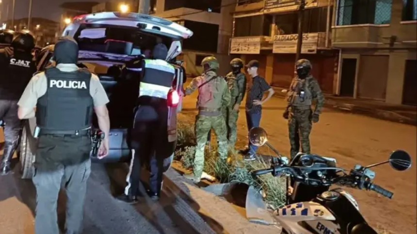 Violencia sin freno en Ecuador: Disputa de bandas provocó tiroteo en un salón de billar dejando al menos cinco fallecidos