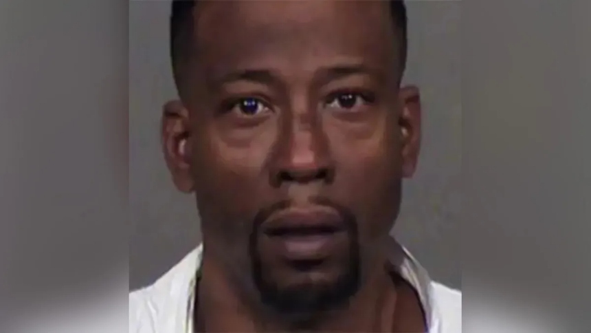 Anthony Milan Ross, un chef vegano y figura televisiva de Arizona (EEUU), fue declarado culpable del asesinato de su exesposa y sus dos hijos pequeños, un crimen que conmocionó al país por su brutalidad y, por haber ocurrido en plena Navidad.