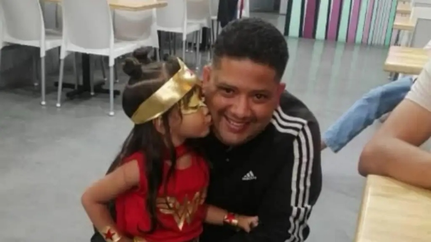 Los venezolanos en Estados Unidos enfrentan un nuevo episodio de dolor tras la muerte de Alexander Sánchez‑Montilla, de 41 años, quien terminó asesinado durante una venta de un carro acordada a través de Facebook Marketplace en Nashville, Tennessee.  