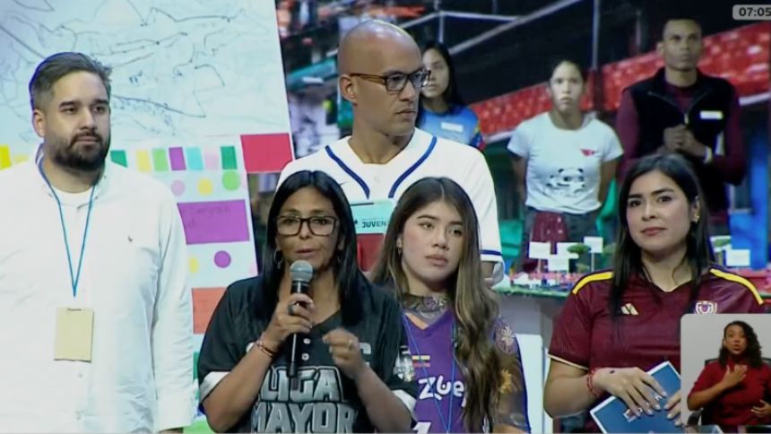 Delcy Rodríguez llama "socio y amigo" a Trump y le pide cesar el bloqueo contra Venezuela