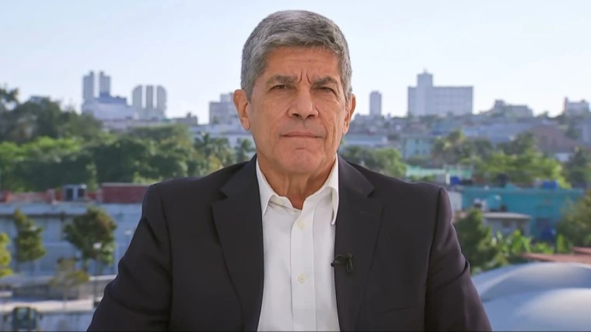 El viceministro de Exteriores de Cuba, Carlos Fernández de Cossío, afirmó este domingo que las fuerzas armadas de su país están preparándose para una posible agresión militar por parte de Estados Unidos.