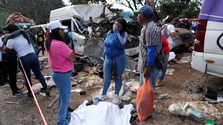 Aumenta a 14 el número de fallecidos y a 38 los heridos por atentado terrorista en Colombia