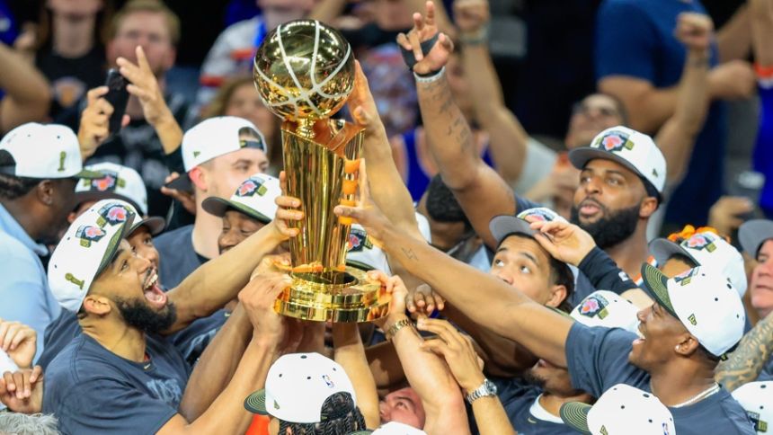 Los Knicks de Nueva York rompieron sequía de 53 años al vencer a San Antonio y coronarse campeones de la NBA