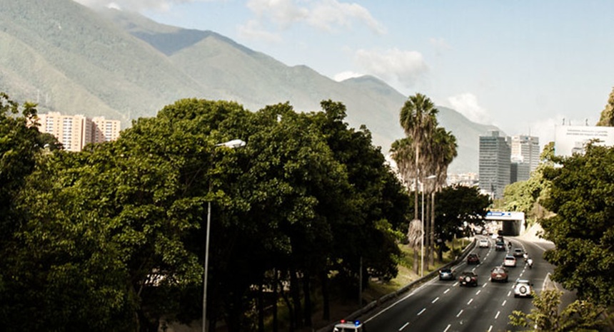 Autopista Francisco Fajardo
