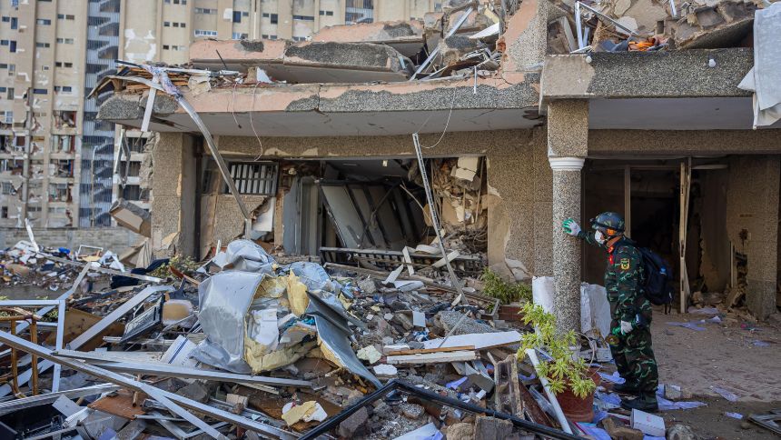 El rescate de Hernán Gil suma 50 horas: un superviviente que lleva 7 días bajo los escombros