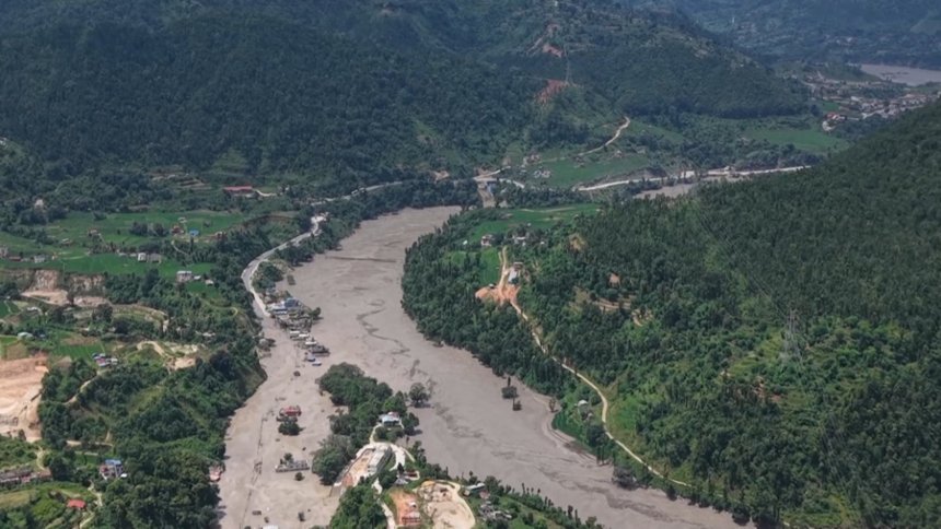 Cifra de fallecidos en Nepal se eleva a 669 por la riada que ya deja casi 3.000 desaparecidos