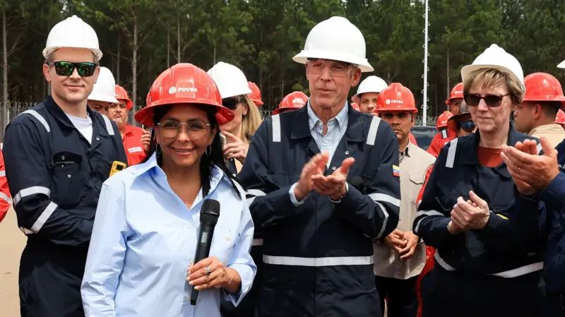 Partidos opositores piden transparencia sobre acuerdo petrolero entre Venezuela y EEUU