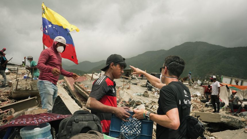 Fundación Simón Bolívar otorgó $3 millones como ayuda inicial tras terremotos en el país