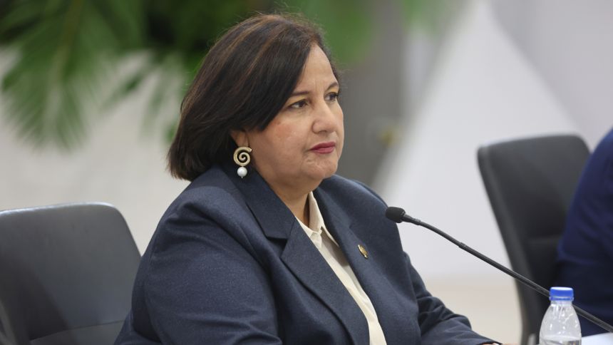 Dinorah Figuera celebra excarcelación de presos políticos: "Merecen libertad plena"