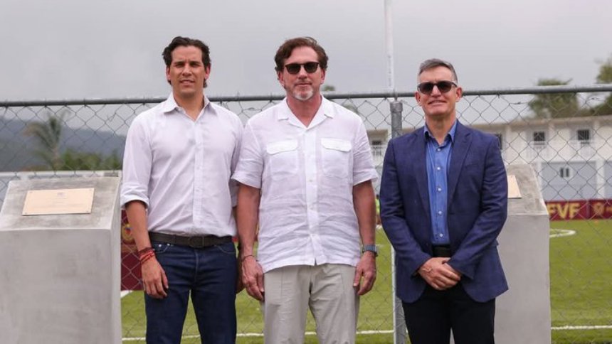 Presidente de la Conmebol visitó Venezuela para constatar avance de obras financiadas por el organismo
