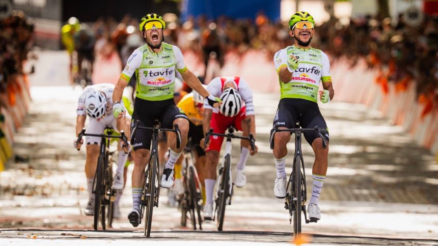 Ciclista venezolano Leangel Linarez se impuso en la tercera etapa de la Vuelta a Portugal