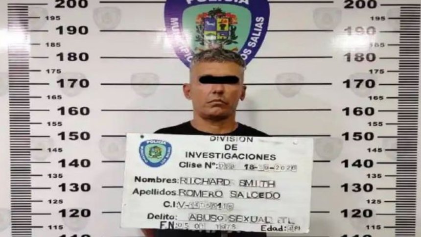 Lo detuvieron tras ser denunciado por abuso sexual y descubrieron que tenía más de un año solicitado