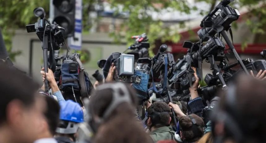medios